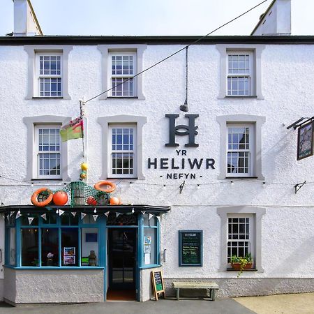 Tafarn Yr Heliwr Hostel Nefyn Luaran gambar