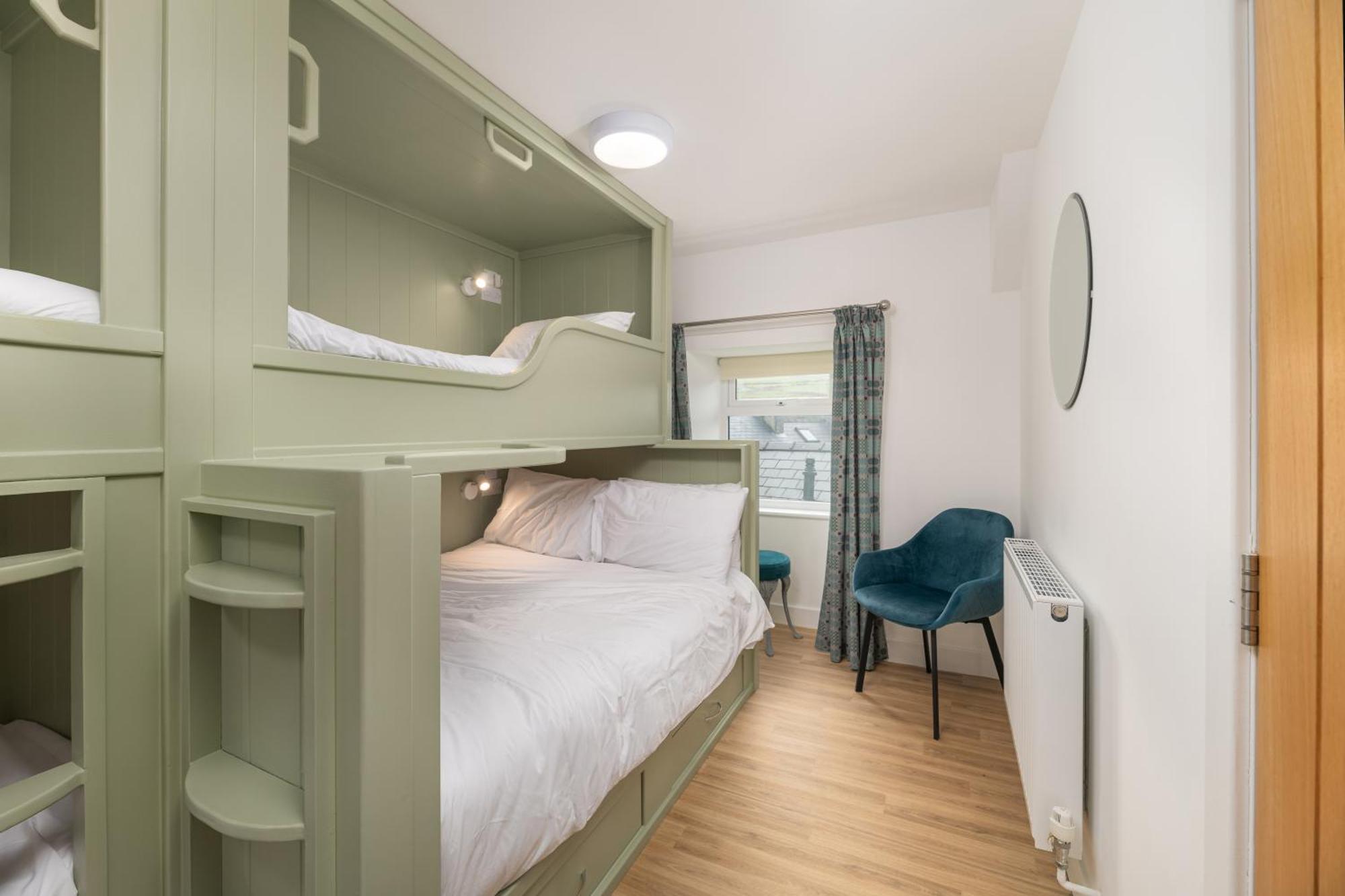 Tafarn Yr Heliwr Hostel Nefyn Luaran gambar