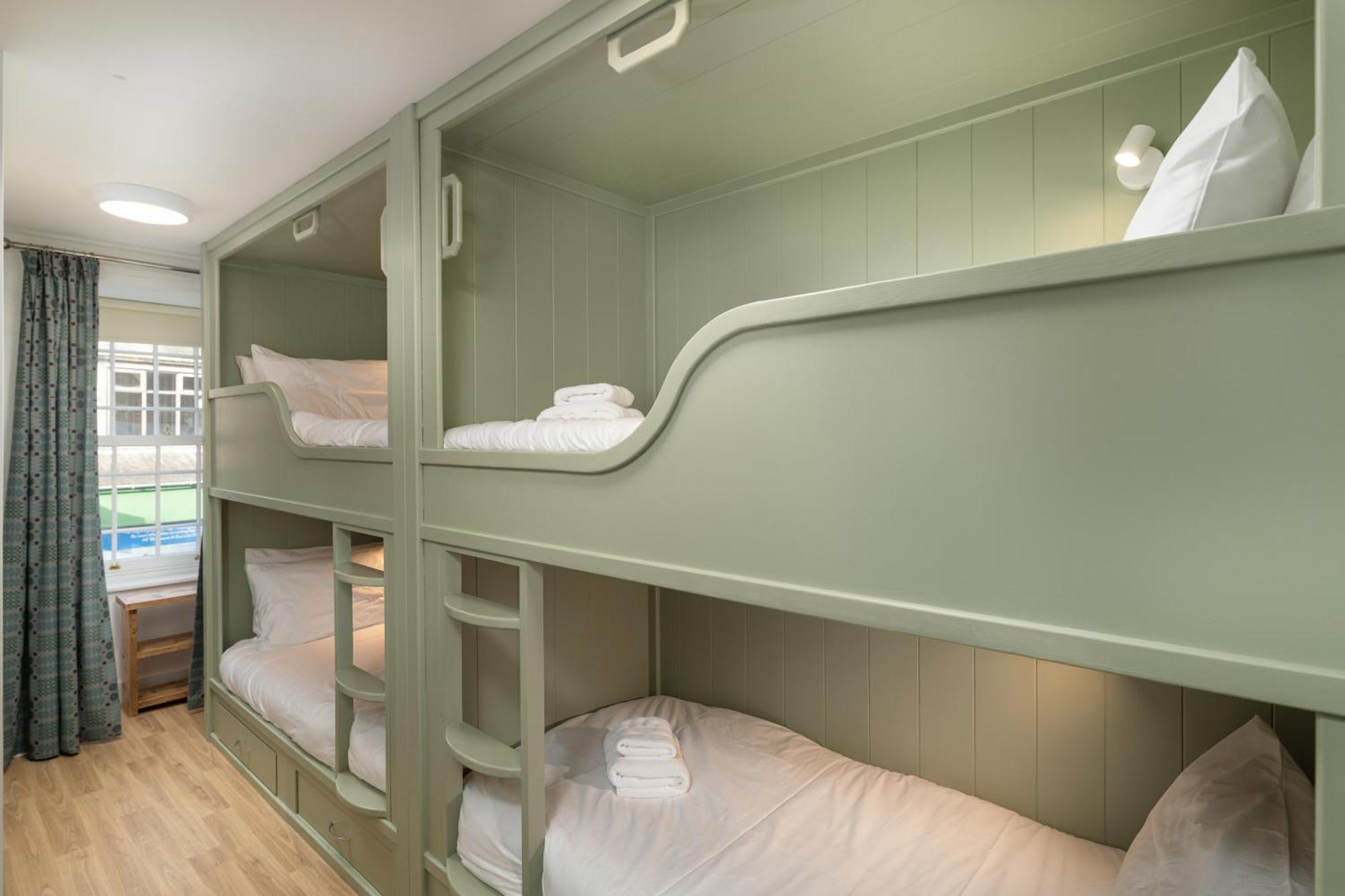 Tafarn Yr Heliwr Hostel Nefyn Luaran gambar
